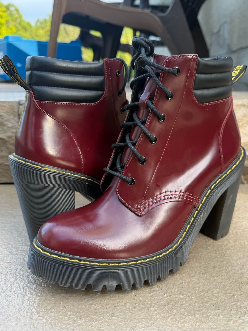Dr. Martens Persephone Boots Women's 9 Cherry Red Chunky Heel Lace Up